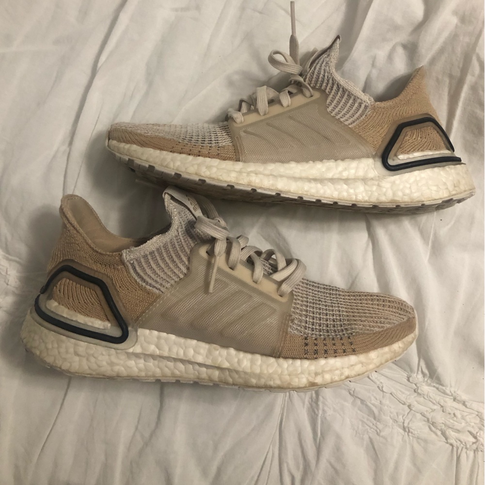 Adidas Primeknit Ultraboost sz 7.5